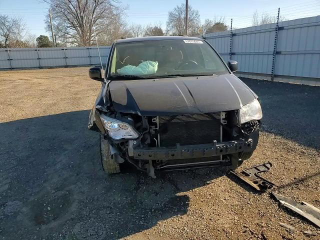 Dodge Caravan 2015