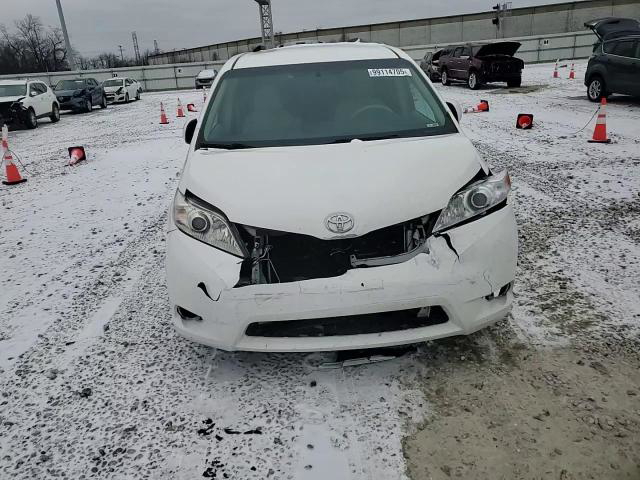 Toyota Sienna 2012