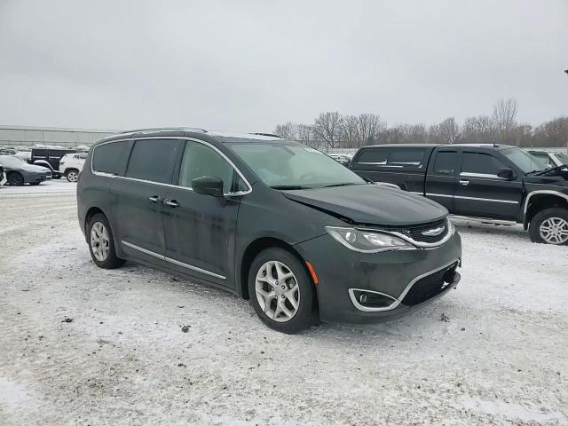 Chrysler Pacifica 2019