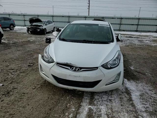 Hyundai Elantra 2016