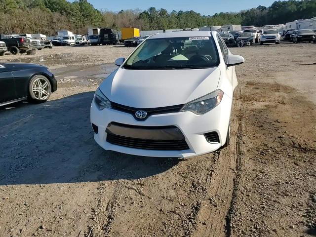 Toyota Corolla 2015