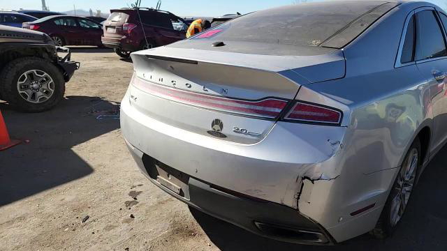Lincoln MKZ 2014