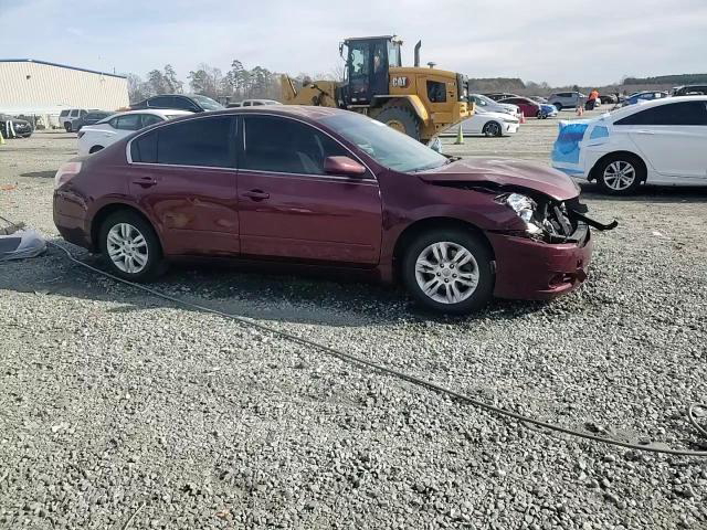 Nissan Altima 2012