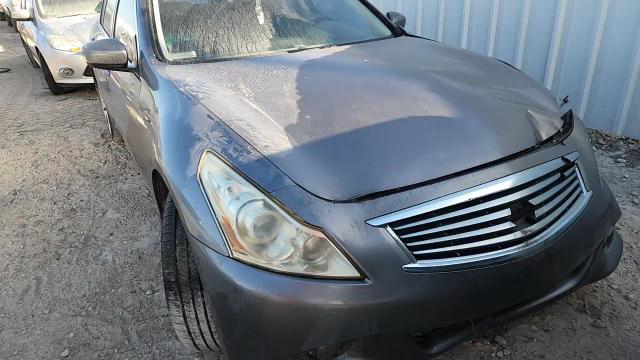 Infiniti G 2013
