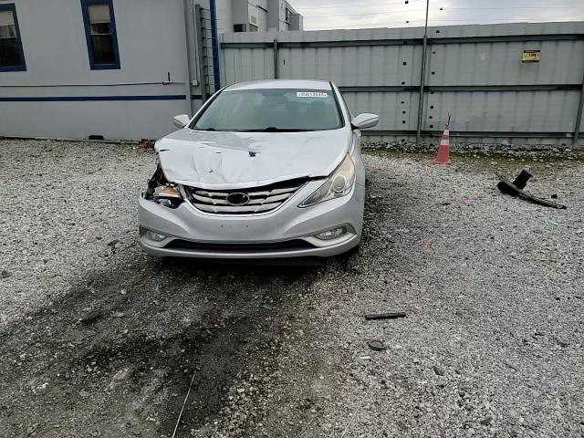 Hyundai Sonata 2013