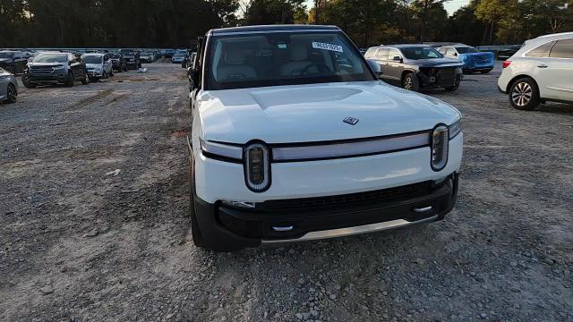 Rivian R1S 2023
