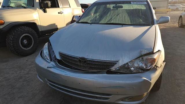 Toyota Camry 2004