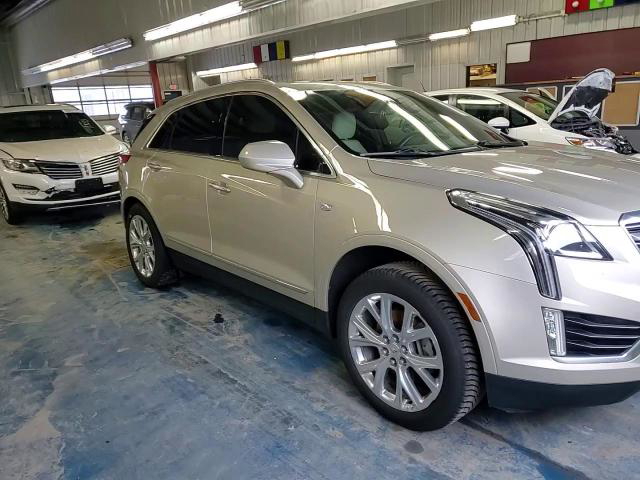 Cadillac XT5 2017