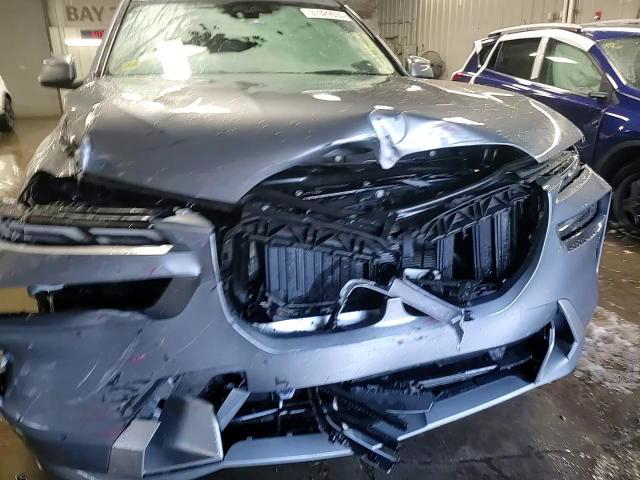 BMW X7 2025
