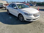 Ford Taurus 2015