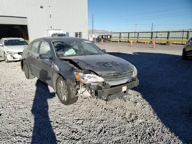 Chrysler 200 2012