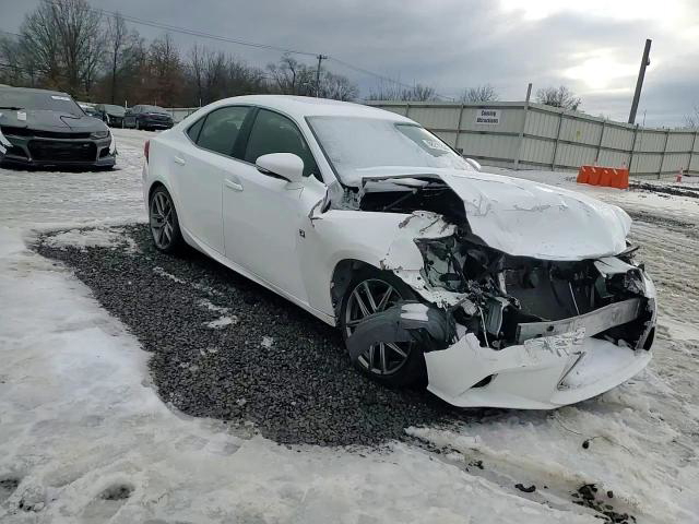 Lexus IS 2016