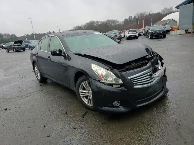Infiniti G 2012
