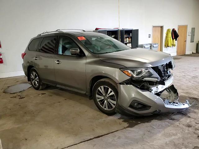 Nissan Pathfinder 2017