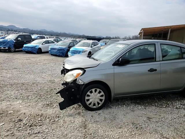 Nissan Versa 2013