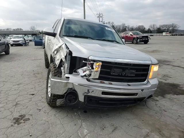 GMC Sierra 2010