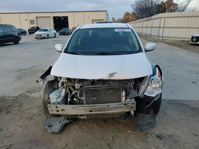 Nissan Versa 2018