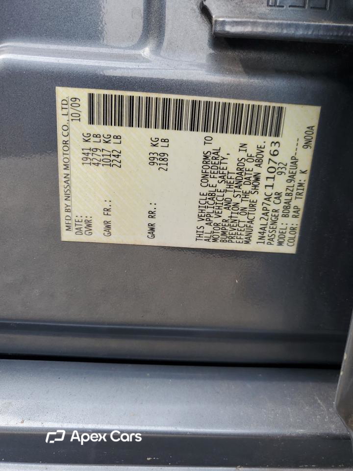 Nissan Altima 2010