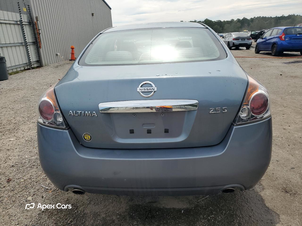 Nissan Altima 2010