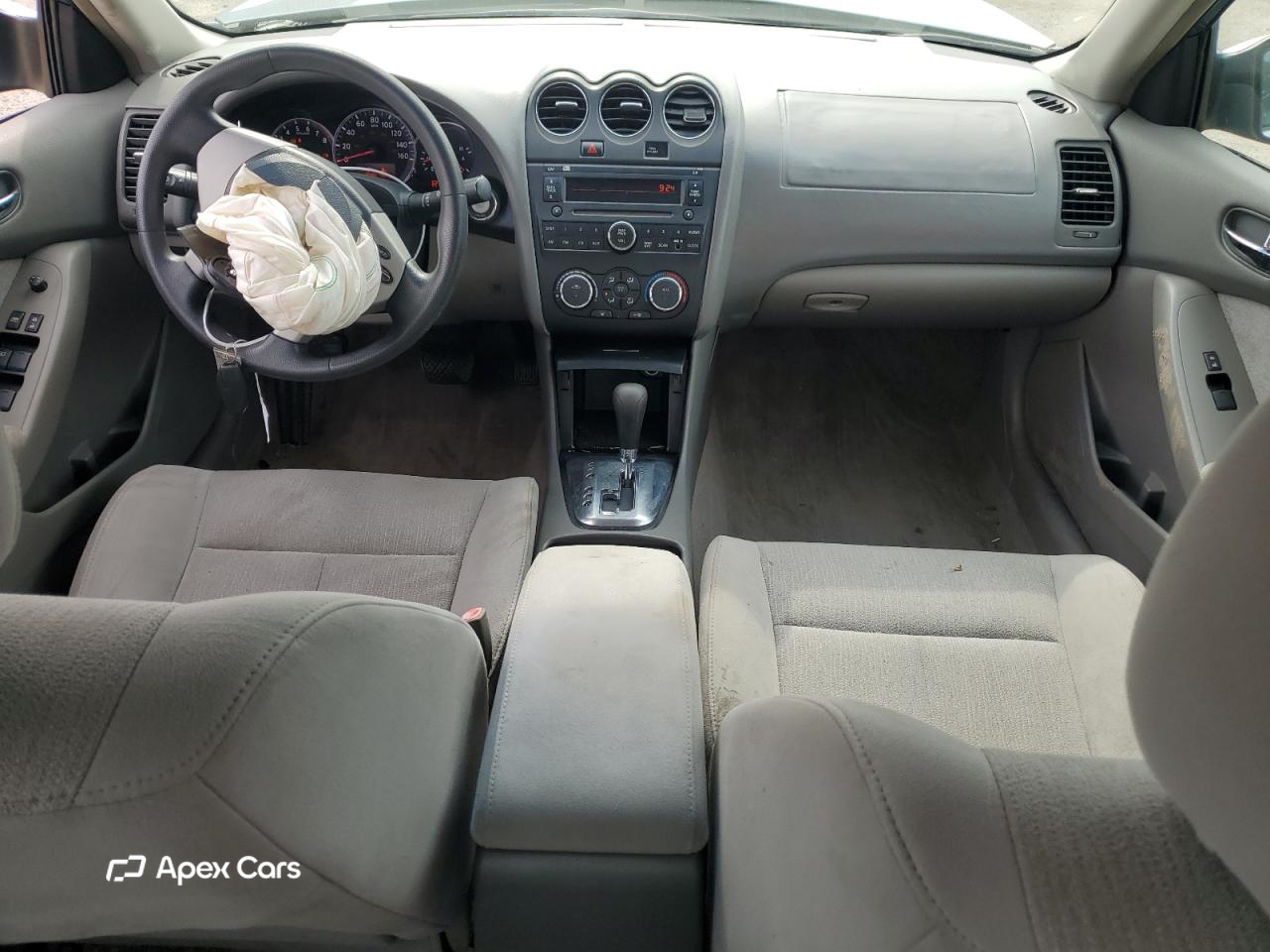 Nissan Altima 2010