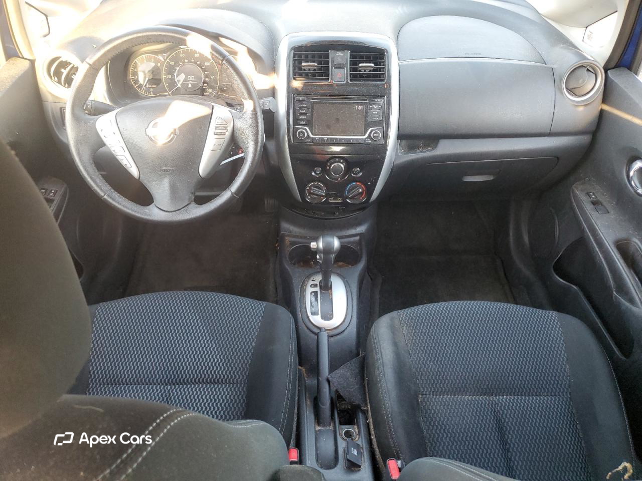 Nissan Versa 2016
