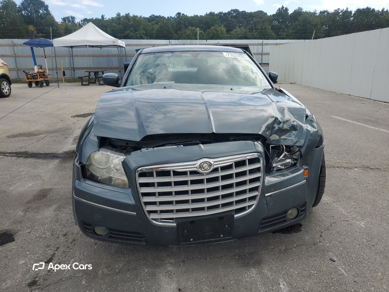 Chrysler 300 2005