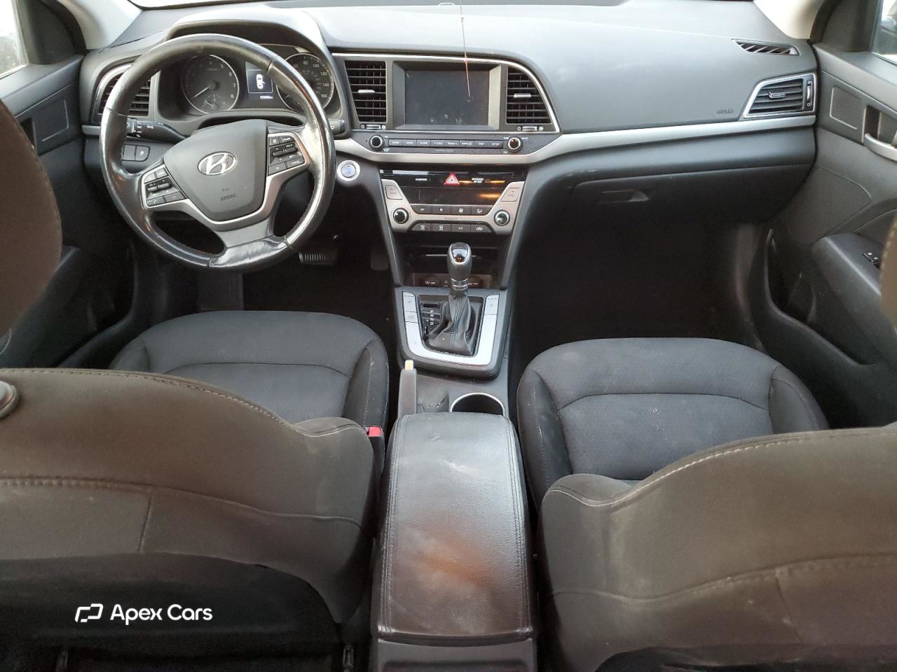 Hyundai Elantra 2017