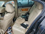Lincoln MKS 2011