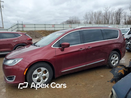 Chrysler Pacifica 2017 - Image 1 of 13
