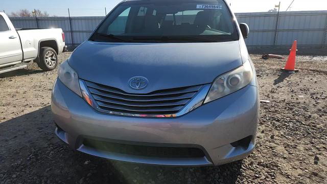 Toyota Sienna 2015