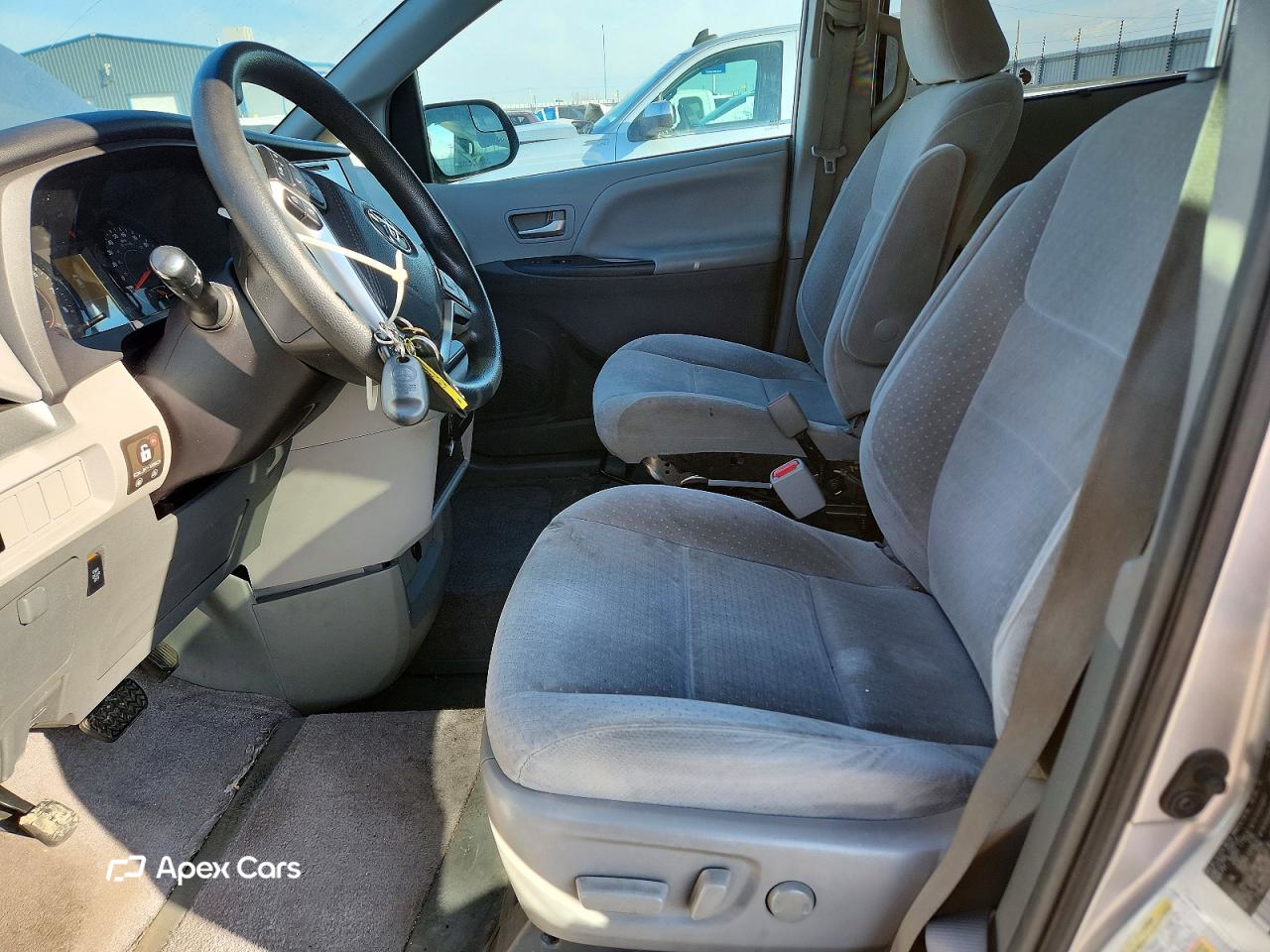 Toyota Sienna 2015