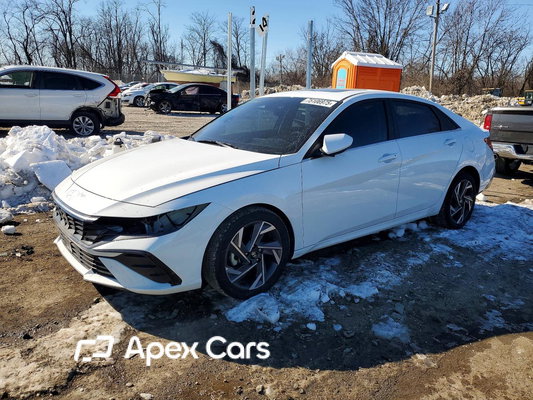 Hyundai Elantra 2025 - Image 1 of 12