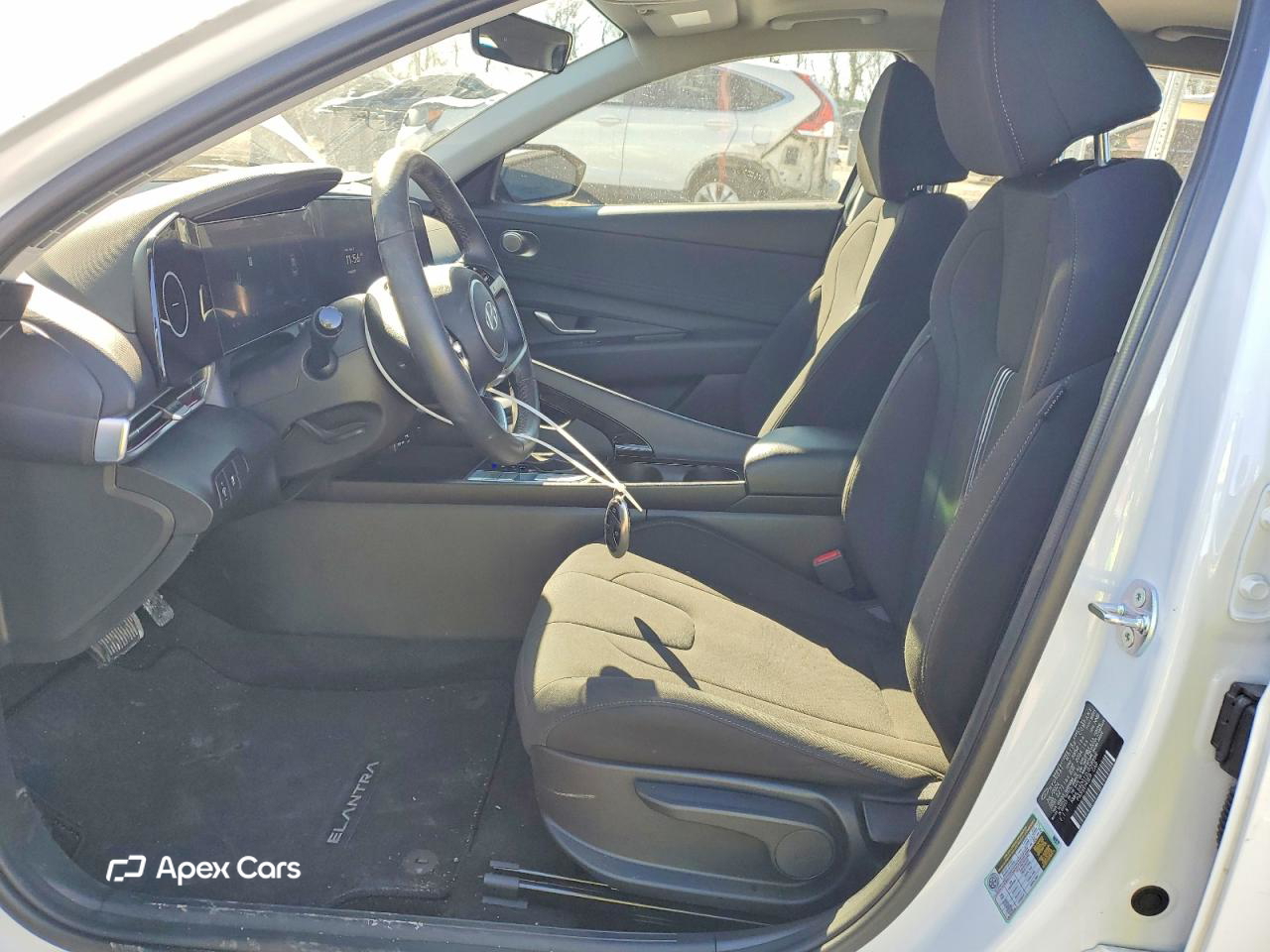 Hyundai Elantra 2025