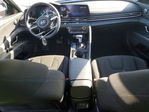 Hyundai Elantra 2025