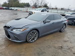 Lexus ES 2022