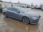 Lexus ES 2022