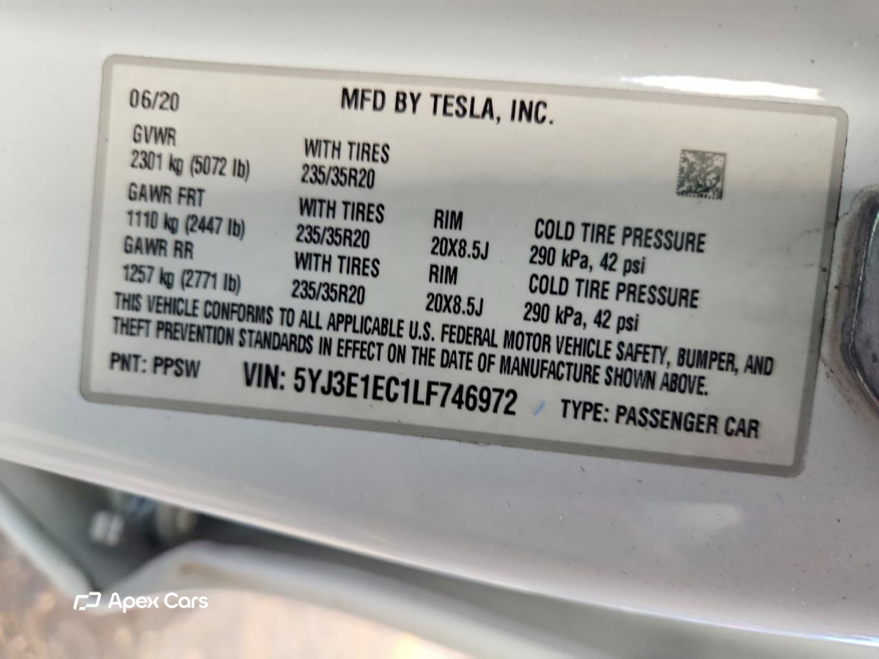 Tesla Model 3 2020