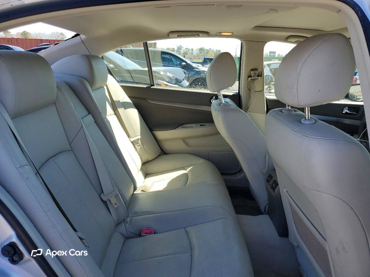 Infiniti G 2012