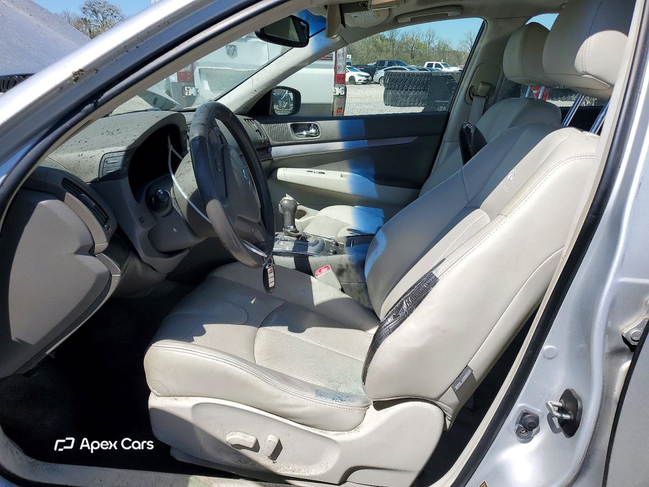 Infiniti G 2012