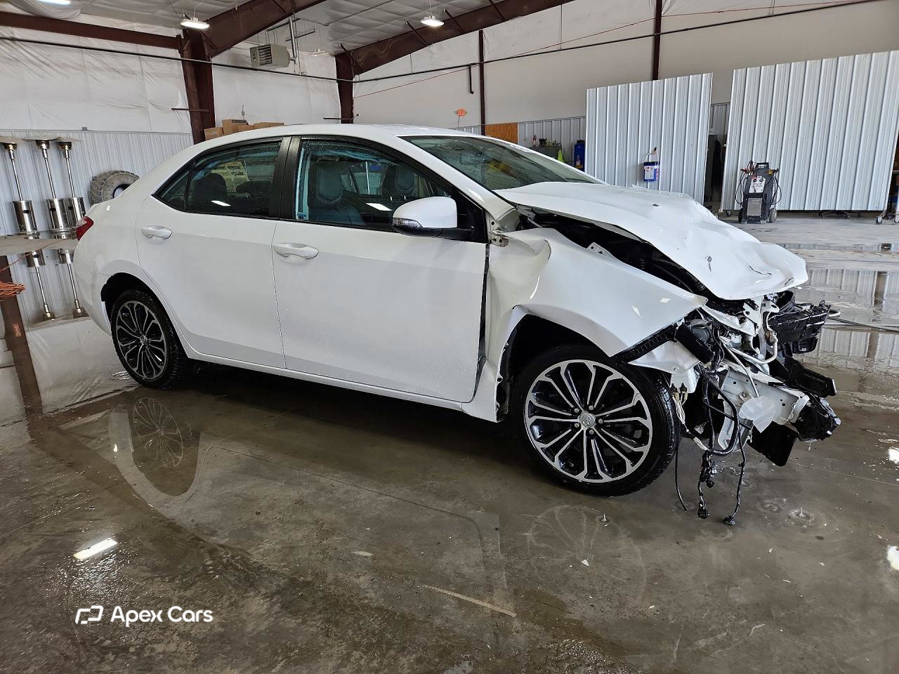 Toyota Corolla 2015