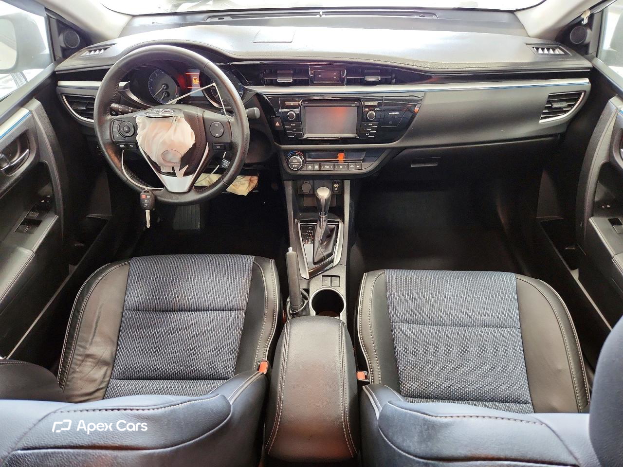 Toyota Corolla 2015