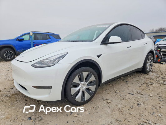 Tesla Model Y 2022 - Image 1 of 14