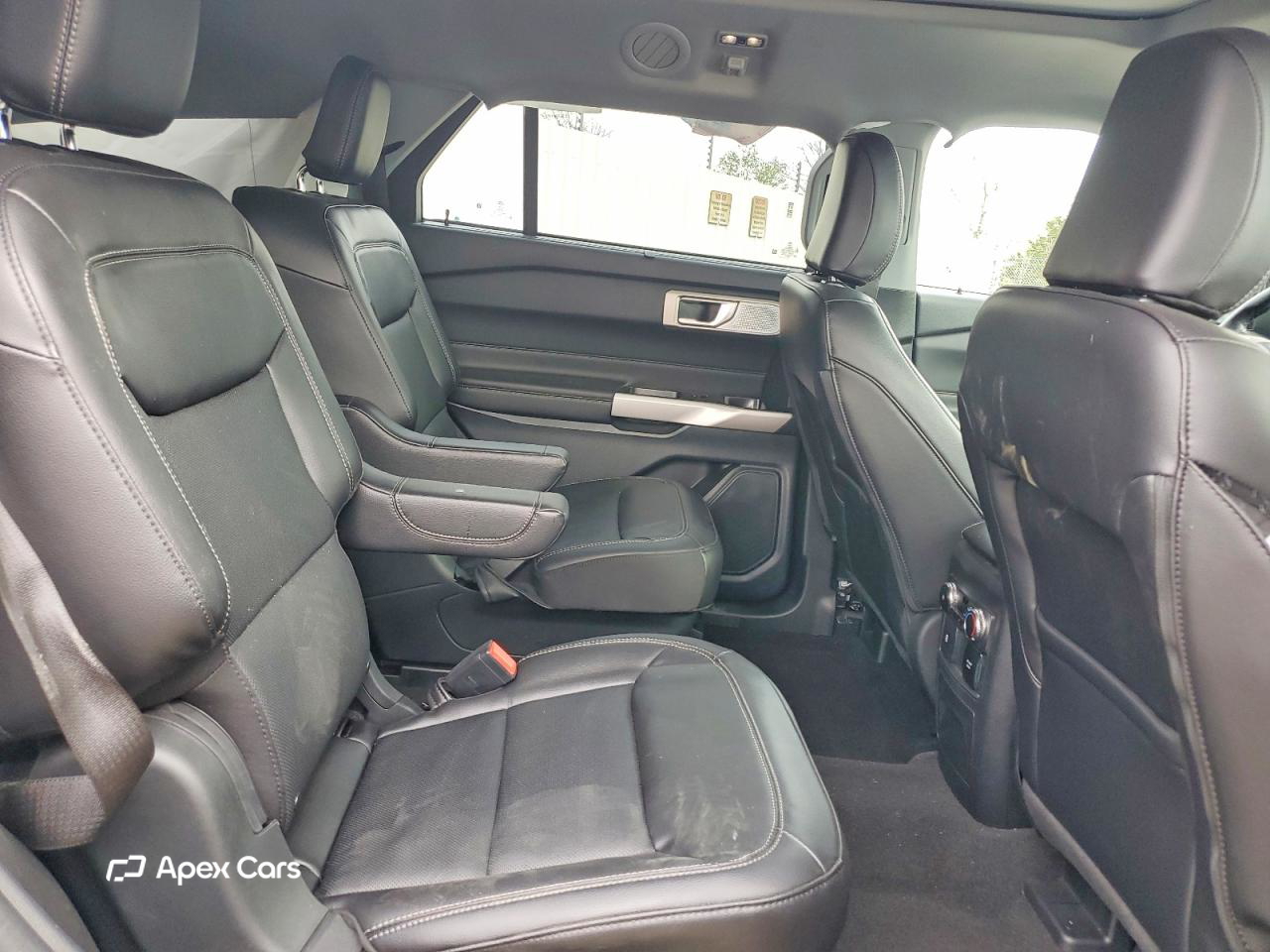Ford Explorer 2023