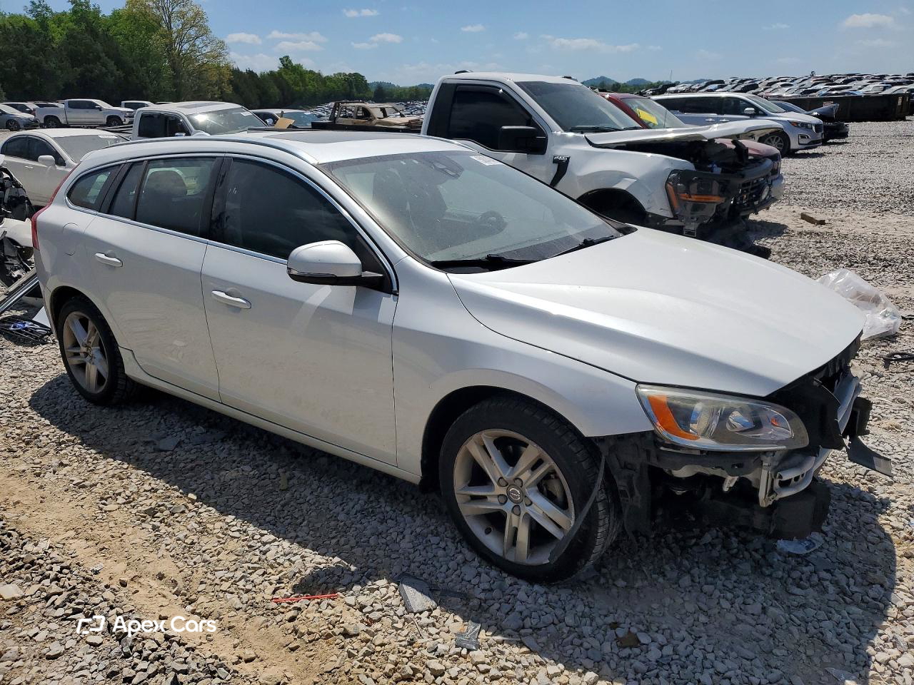 Volvo V60 2015