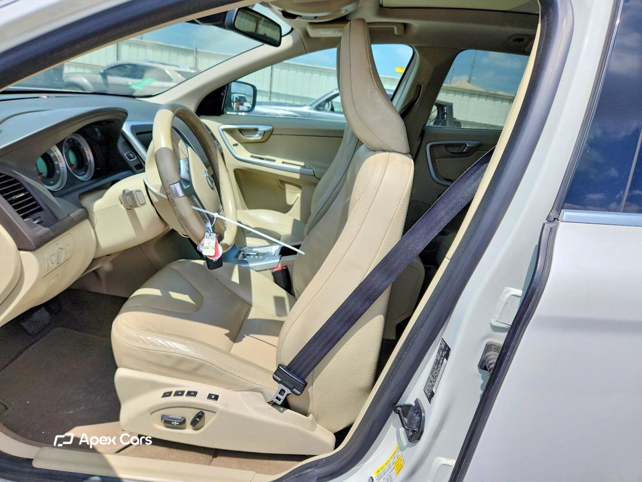 Volvo XC60 2012