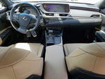 Lexus ES 2020