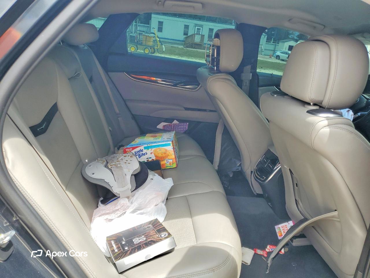 Cadillac XTS 2013