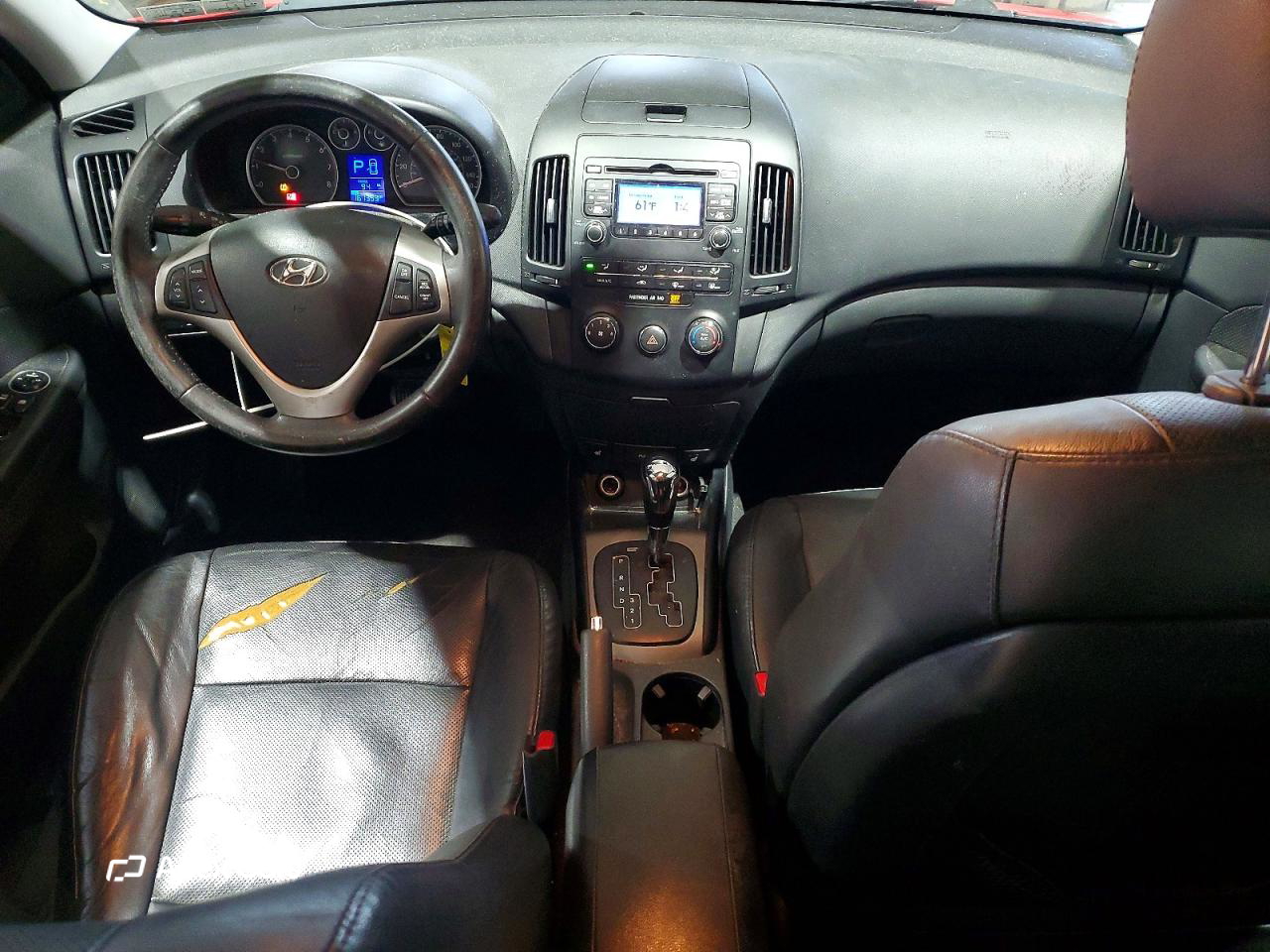 Hyundai Elantra 2012