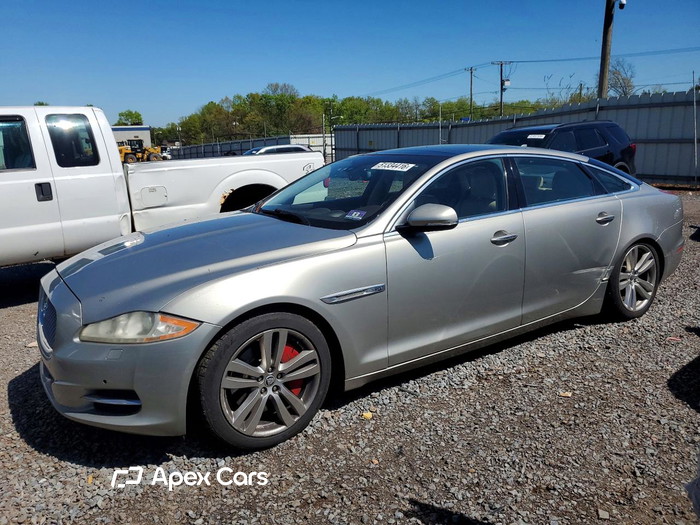 2013 Jaguar XJ - Image 1 of 5