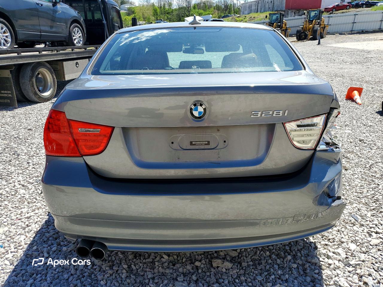 BMW Series 3 2011